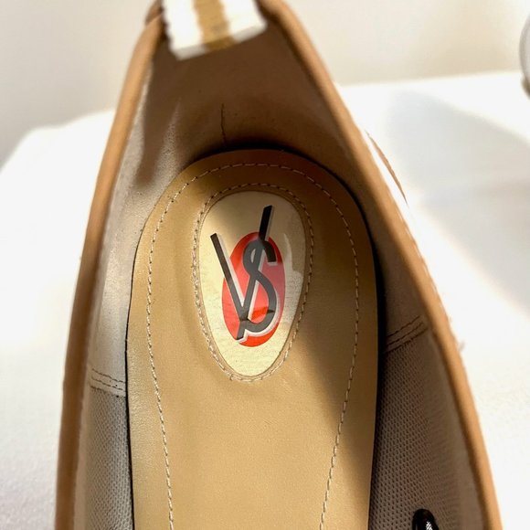 12M VS Two Tone Leather Pump - Picture 8 of 9